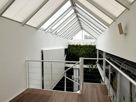 комерційна за адресою Старокозацька вул. (Комсомольська), 37