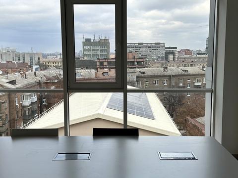 комерційна за адресою Старокозацька вул. (Комсомольська), 37