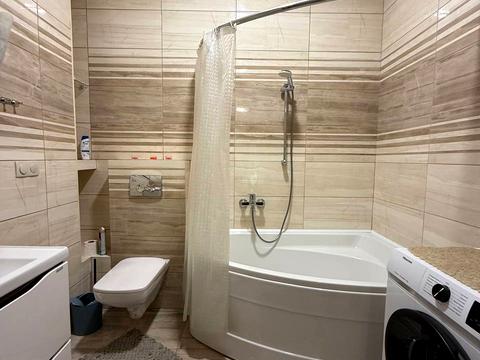 квартира за адресою Володимира Моссаковського вул. (Клари Цеткін), 7