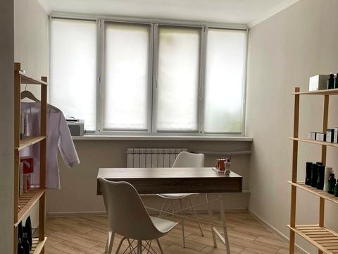 комерційна за адресою Хорива вул., 22/28