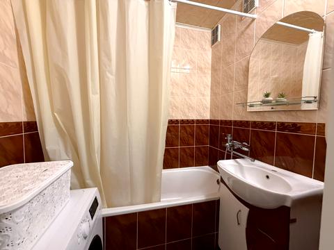 квартира за адресою Євгена Коновальця вул., 10