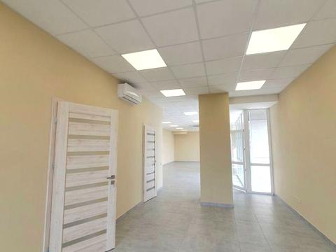 комерційна за адресою Мечникова вул., 19