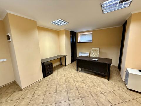 комерційна за адресою Наукова вул., 59а