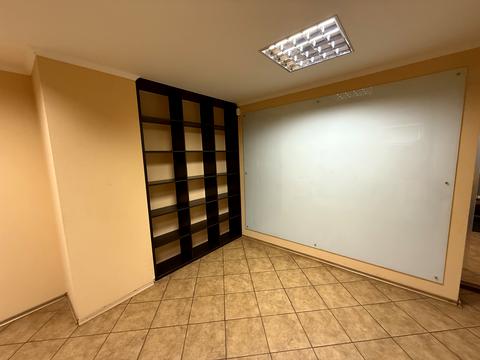 комерційна за адресою Наукова вул., 59а