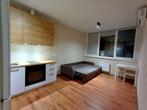 квартира за адресою Ревуцького вул., 40-В