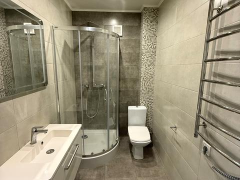 квартира по адресу Левка Лукʼяненка ул. (Василия Жуковского), 16, 18, 20, 24