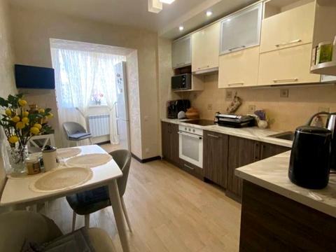 квартира за адресою Чорних Запорожців вул., 28