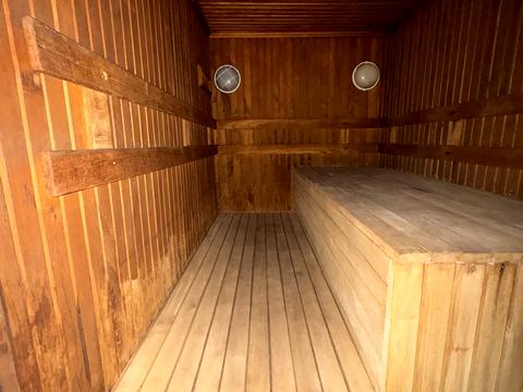 комерційна за адресою Кривий Ріг, Миколи Світальського вул., 8а