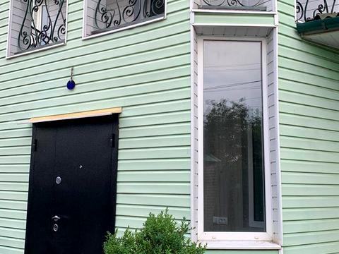 будинок за адресою Гідності вул. (Жертв Революції)