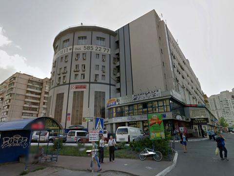 комерційна за адресою Лариси Руденко вул., 6а
