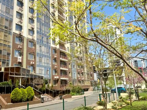 квартира за адресою Перлинна вул., 1а