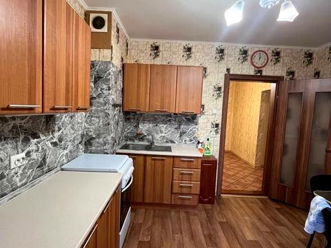 квартира за адресою Милославська вул., 16