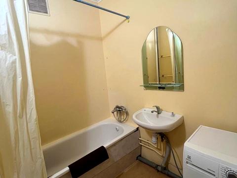 квартира за адресою Милославська вул., 16