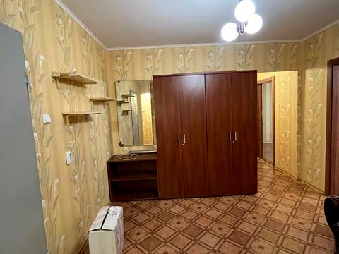 квартира за адресою Милославська вул., 16