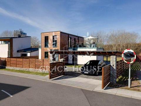 будинок за адресою Столичне шосе