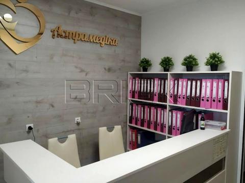 комерційна за адресою Межова вул., 23-Б