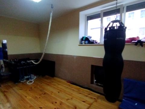 комерційна за адресою Опанаса Сластіона вул., 2