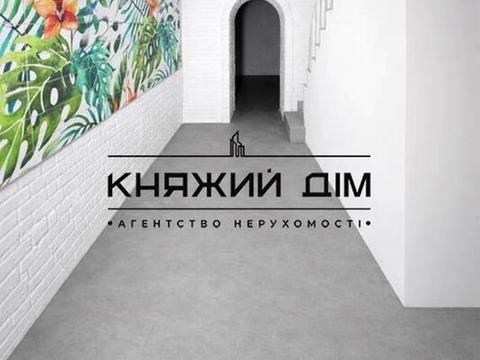 комерційна за адресою Крутий узвіз, 6/2