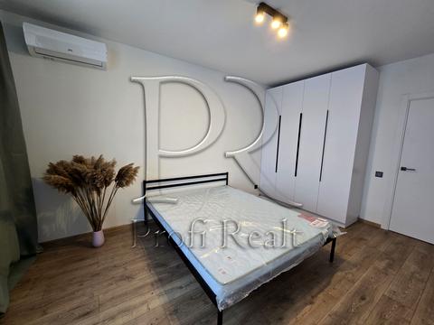 квартира за адресою Київ, Родини Крістерів вул., 2