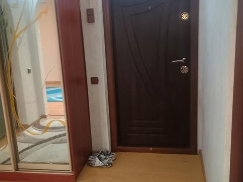 квартира за адресою Космонавтів вул., 8а