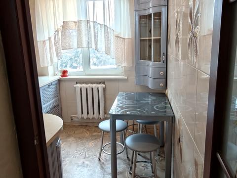 квартира за адресою Космонавтів вул., 8а