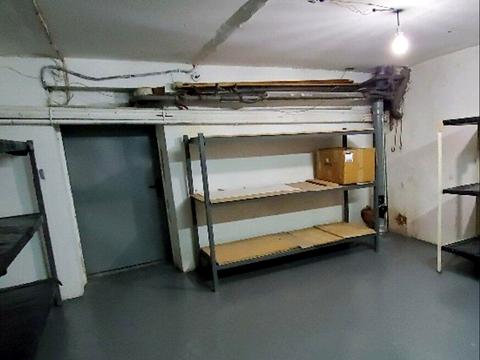 комерційна за адресою Степана Бандери просп., 92