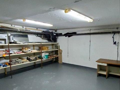 комерційна за адресою Степана Бандери просп., 92