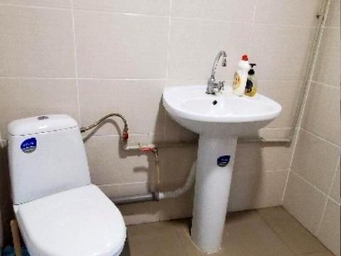 комерційна за адресою Степана Бандери просп., 92