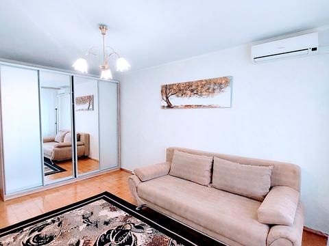 квартира за адресою Автозаводська вул., 81