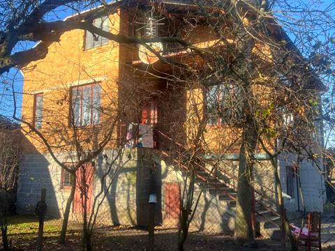 будинок за адресою Центральна