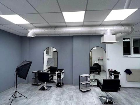 комерційна за адресою Анни Ахматової вул., 35