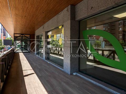 комерційна за адресою Антоновича вул. (Горького), 103