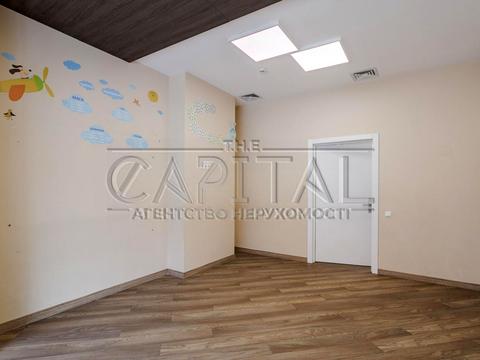 комерційна за адресою Антоновича вул. (Горького), 103