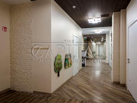 комерційна за адресою Антоновича вул. (Горького), 103