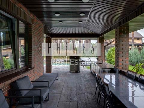 будинок за адресою Олександра Олеся вул.