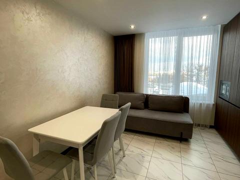 квартира за адресою Степана Бандери вул., 77-Б