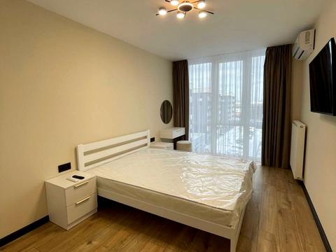 квартира за адресою Степана Бандери вул., 77-Б