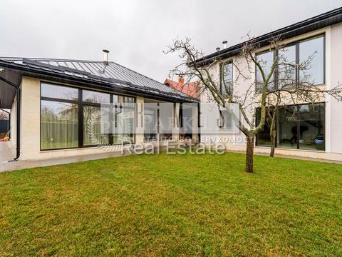 будинок за адресою Берегова вул.