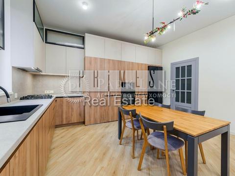 будинок за адресою Київ, Верхньогірська вул.