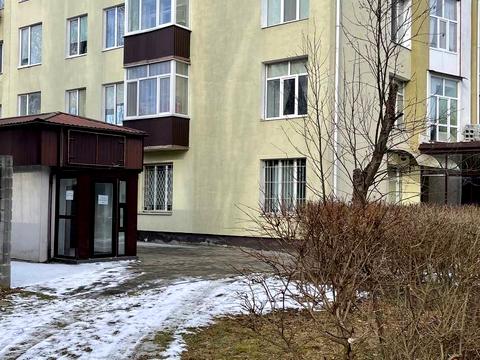 комерційна за адресою Данила Галицького вул., 16