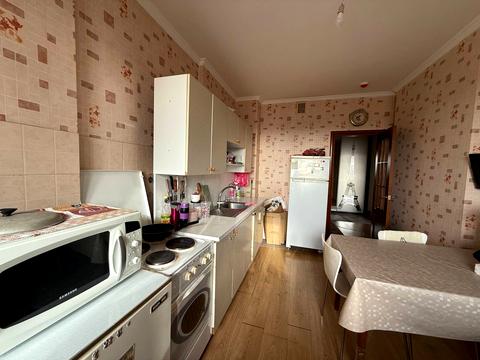 квартира за адресою Київ, Алішера Навої просп., 69