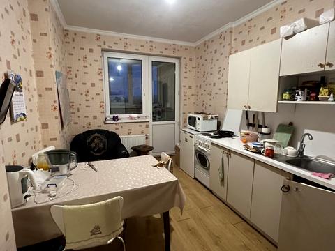 квартира за адресою Київ, Алішера Навої просп., 69