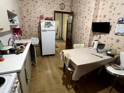 квартира за адресою Київ, Алішера Навої просп., 69