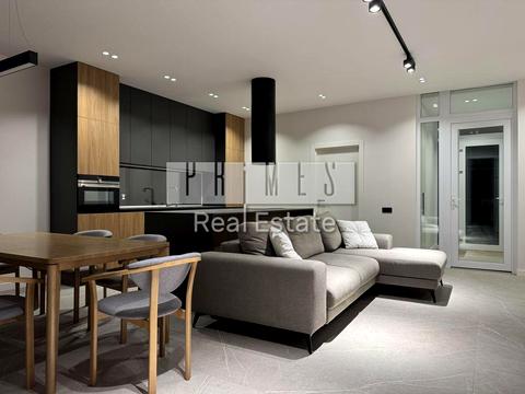 будинок за адресою Василя Погрібного пров.