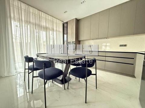 будинок за адресою 74-ї Стрілецької Дивізії вул.