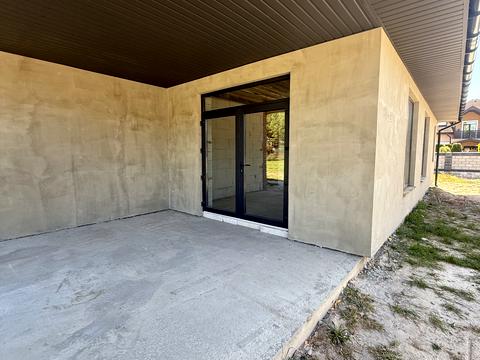 будинок за адресою с. Петрушки, Столична вул.