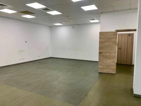 комерційна за адресою Дніпро, Барикадна вул., 15