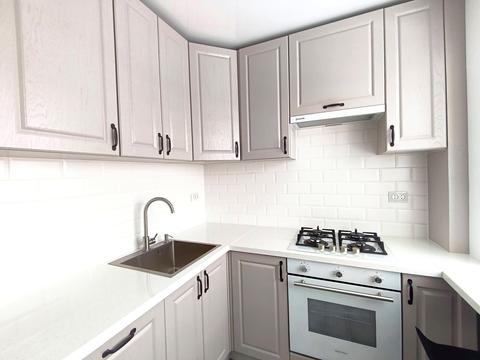 квартира по адресу Володимира Івасюка ул., 2