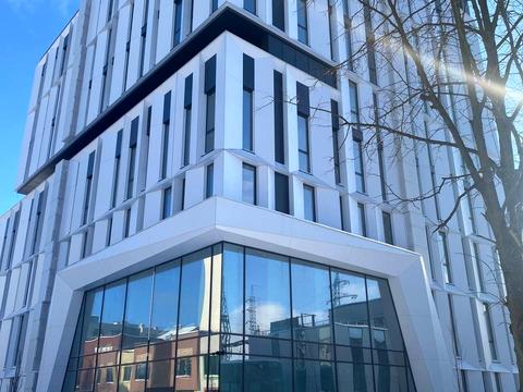 комерційна за адресою Угорська вул., 14