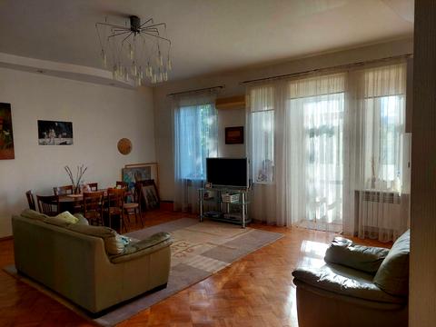 квартира за адресою Харків, Куликівський узвіз (Революції), 9